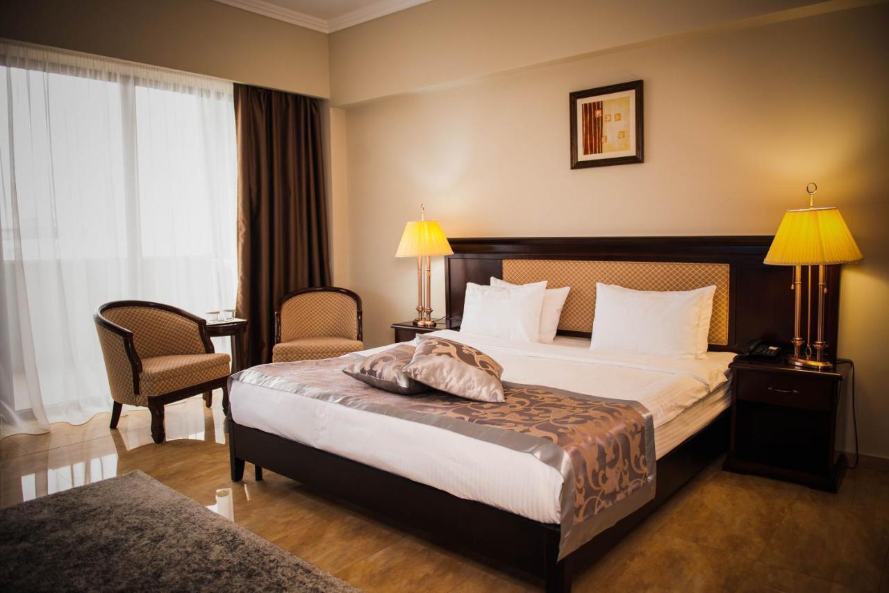 Hotel Del Mar & Conference Center Mamaia Kültér fotó